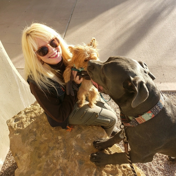 Meet your Posher, Kimberly - Picture 2 of 3